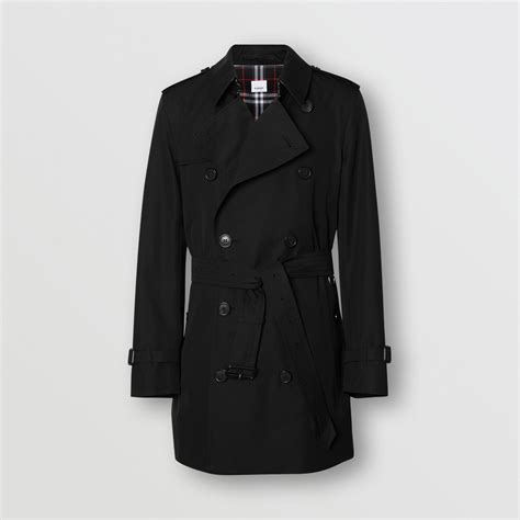 trench burberry uomo corto